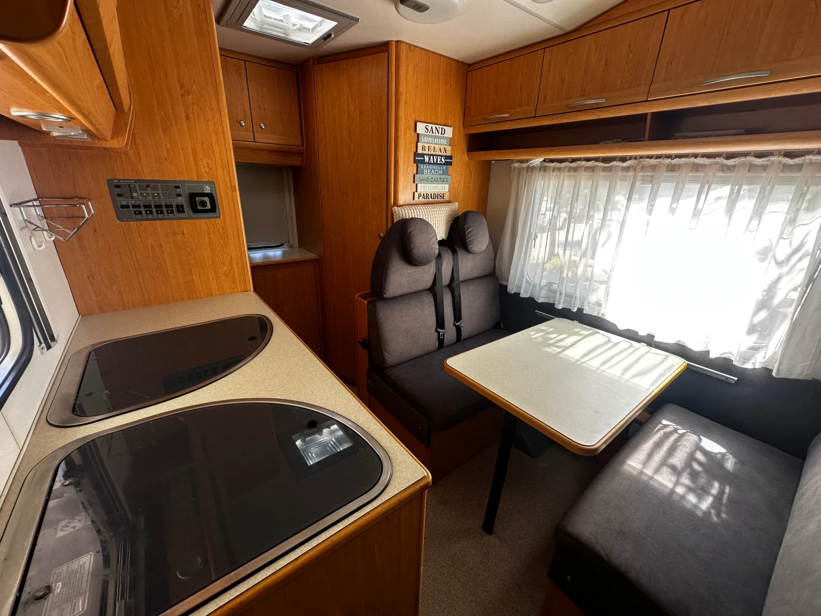 Кемпер Fiat KNAUS Sport Traveller 550, снимка 6 - Каравани и кемпери - 56012126