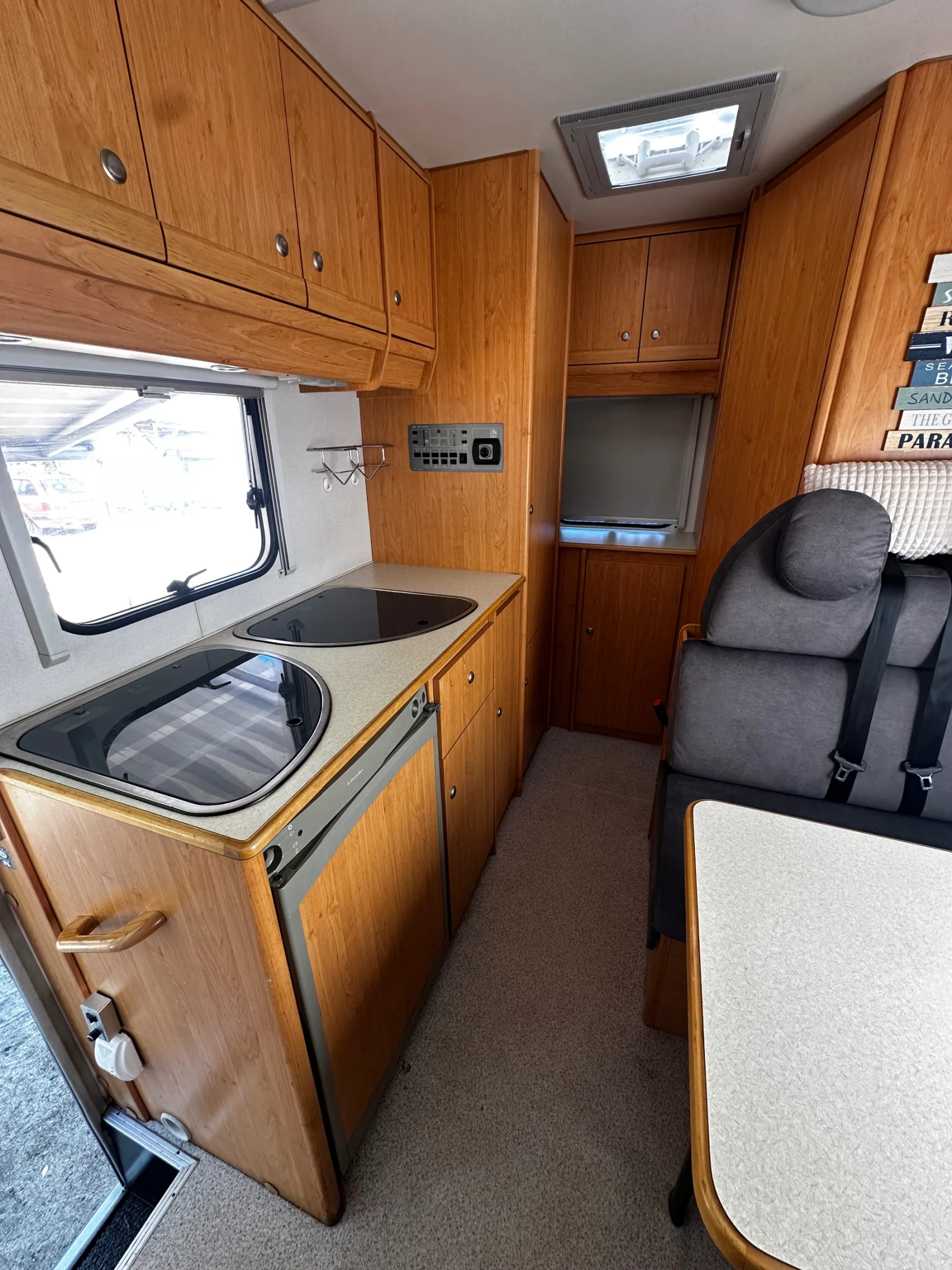 Кемпер Fiat KNAUS Sport Traveller 550, снимка 7 - Каравани и кемпери - 56012126