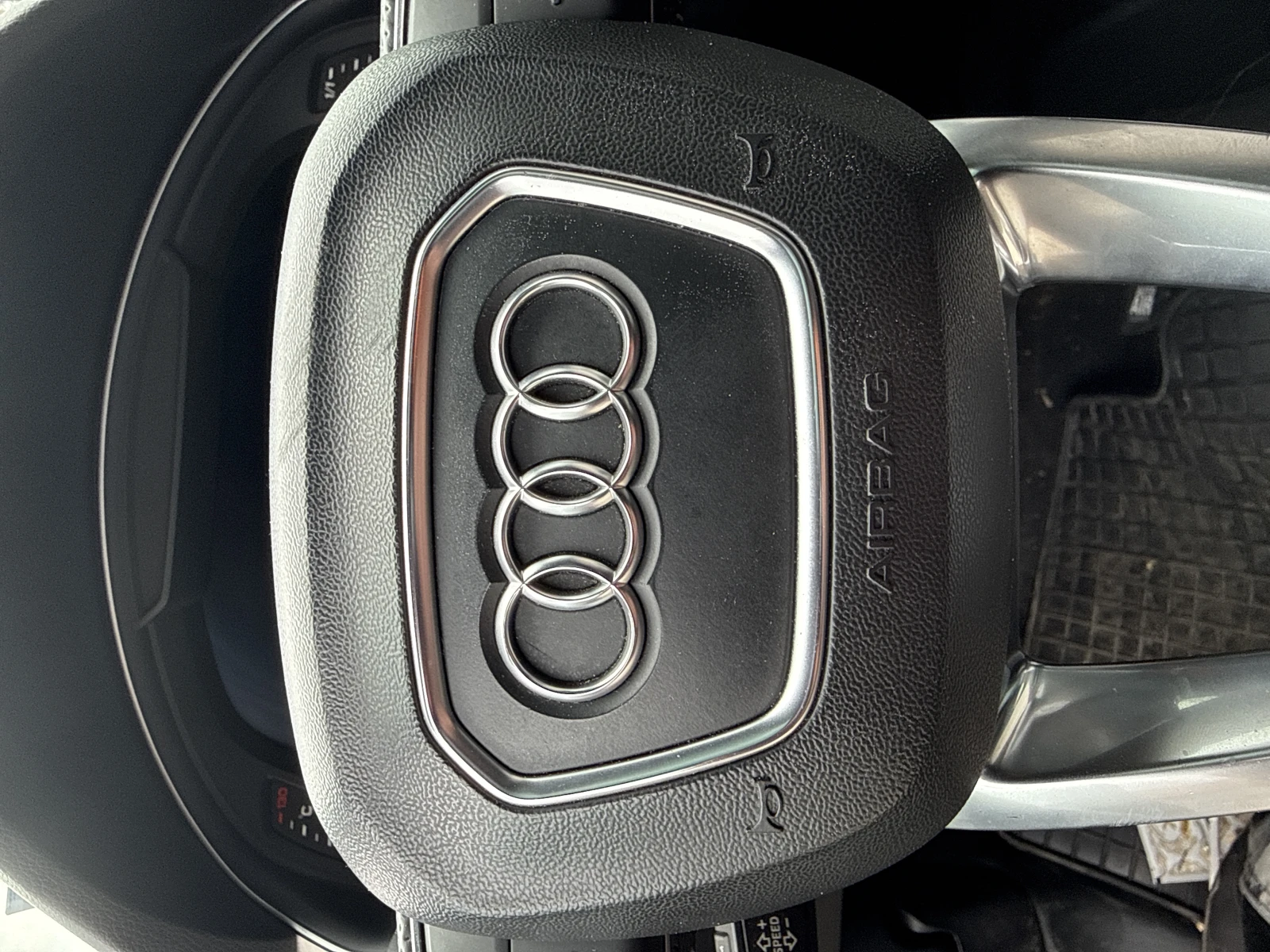 Заден десен стоп за Audi Q4 e-tron 89A945092