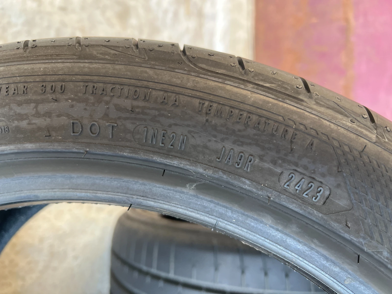  255/40R18 | Mobile.bg   9