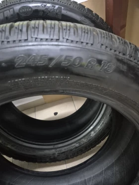 Гуми Зимни 245/50R18, снимка 3 - Гуми и джанти - 49177699