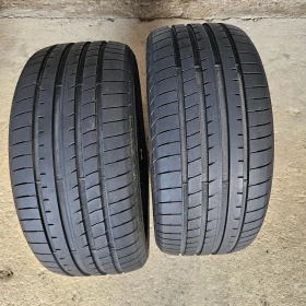      255/40R18