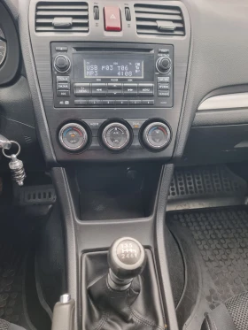 Subaru XV 2.0 16V 4X4 КЛИМАТРОНИК, снимка 11