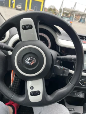 Renault Twingo 38000 км , снимка 15
