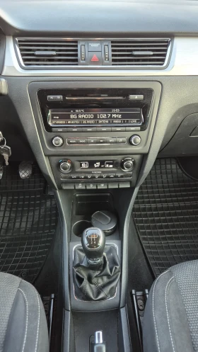 Skoda Rapid 1.6TDI 105К.С.ПЕРФЕКТНА, снимка 14