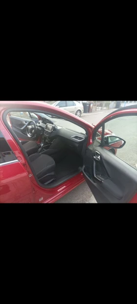 Peugeot 208, снимка 12