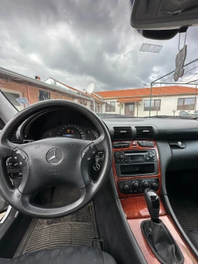 Mercedes-Benz C 200, снимка 8