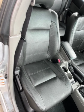 Subaru Forester 2.5   | Mobile.bg    10
