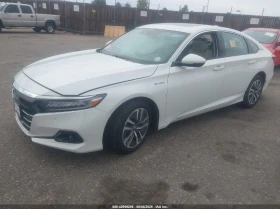 Honda Accord 2.0L I-4 DOHC, VVT, 143HP Front Wheel Drive - 32800 лв. / 16770.37 € - 40547558 2