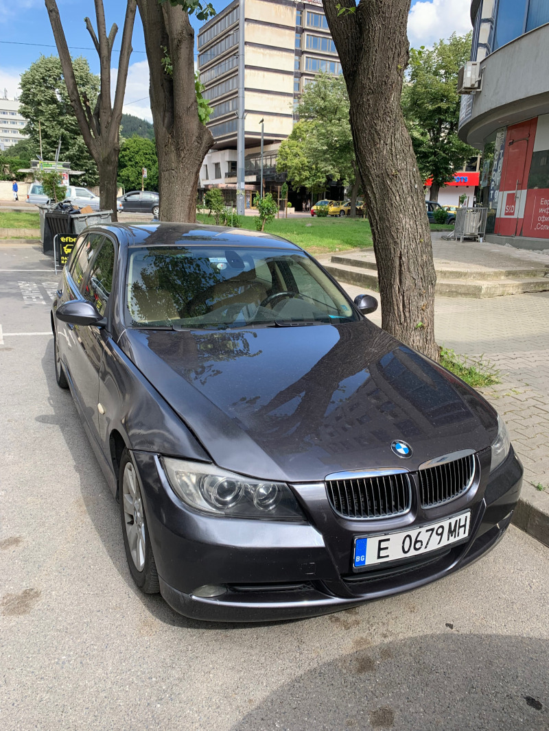BMW 320, снимка 8 - Автомобили и джипове - 45965378