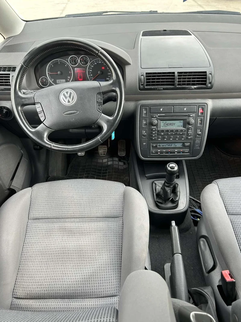 VW Sharan 2.0TDI, 2010г., 229000км., снимка 7 - Автомобили и джипове - 47503276