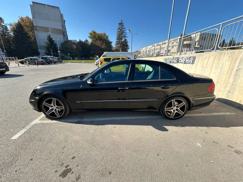 Mercedes-Benz E 240, снимка 4 - Автомобили и джипове - 47812774