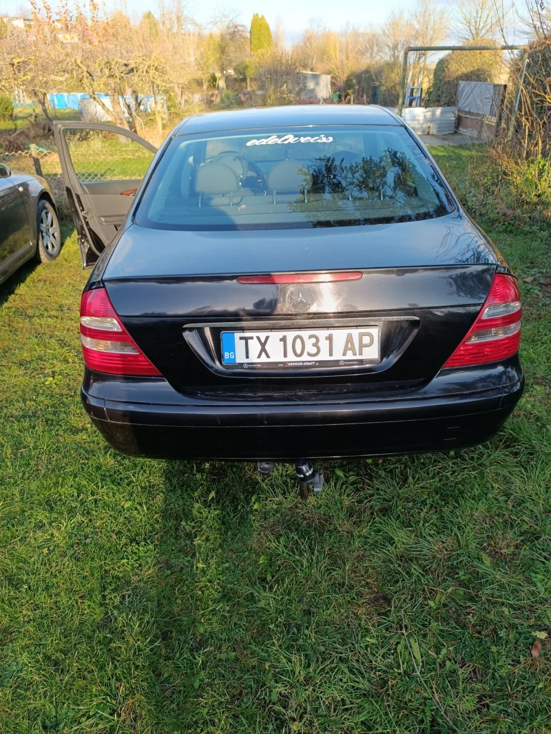 Mercedes-Benz E 240 Лимузина , снимка 4 - Автомобили и джипове - 48274254