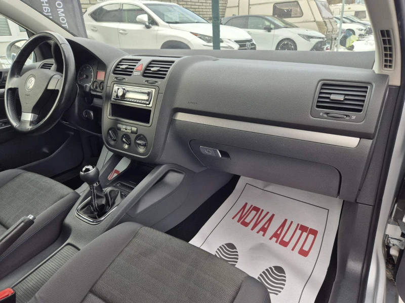 VW Golf 1.6i-102кс-2007г, снимка 11 - Автомобили и джипове - 48773283