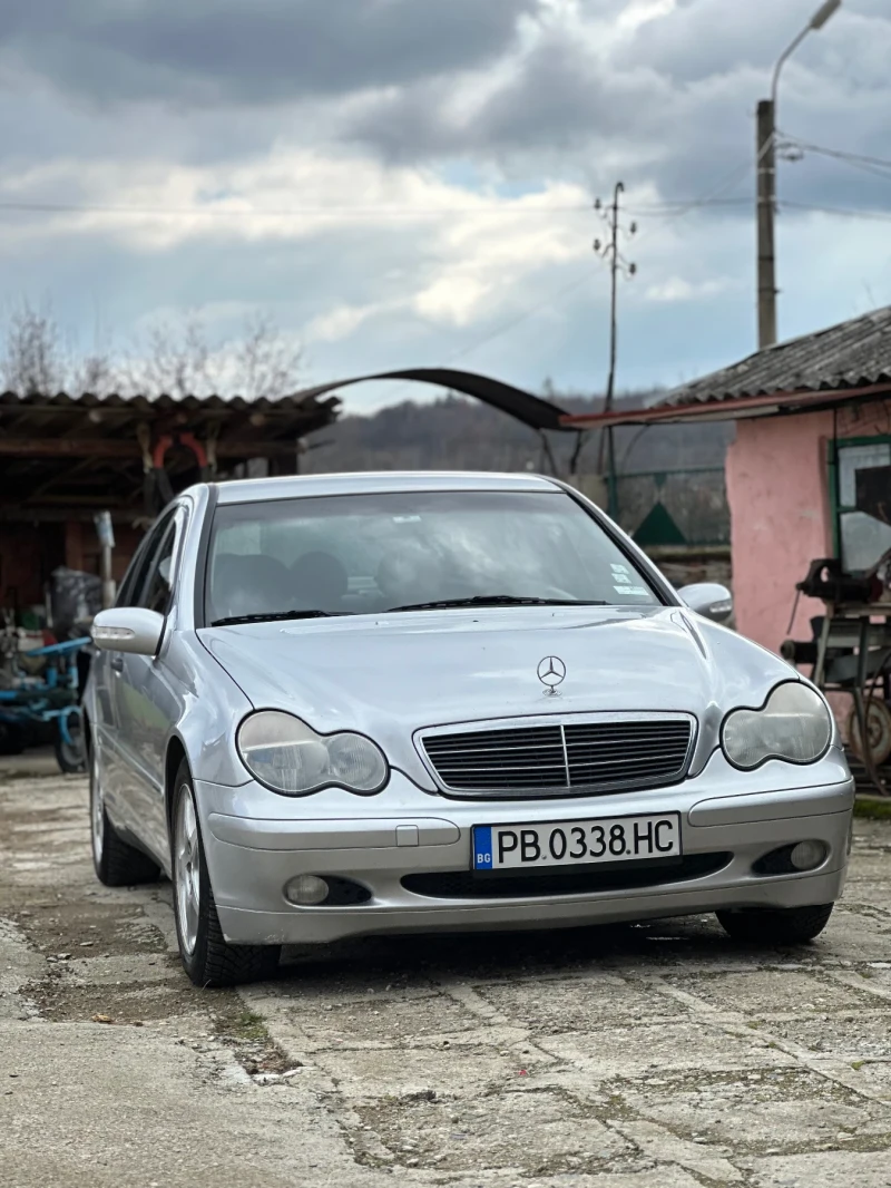 Mercedes-Benz C 200, снимка 6 - Автомобили и джипове - 49344571