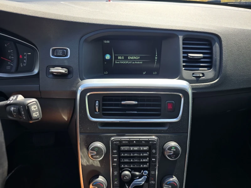 Volvo V60 BUSINESS/AUTO/FACE, снимка 15 - Автомобили и джипове - 51330106