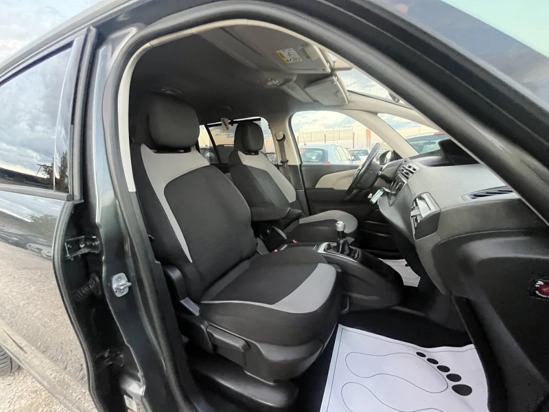 Citroen C4 Picasso, снимка 12 - Автомобили и джипове - 52304350