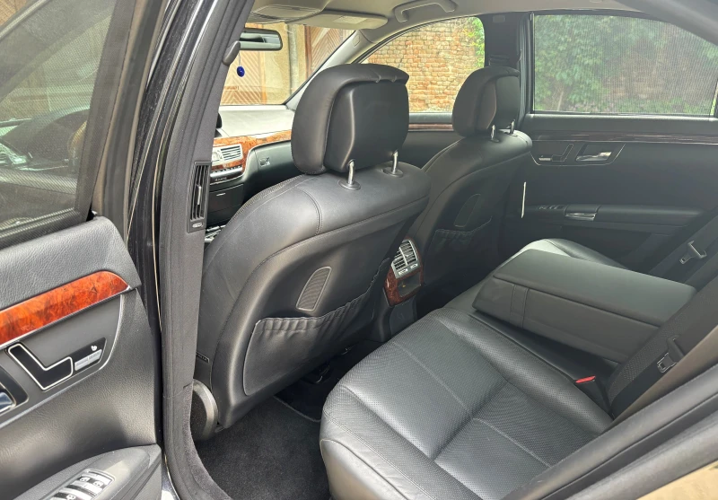 Mercedes-Benz S 320 4MATIC, снимка 13 - Автомобили и джипове - 52386091