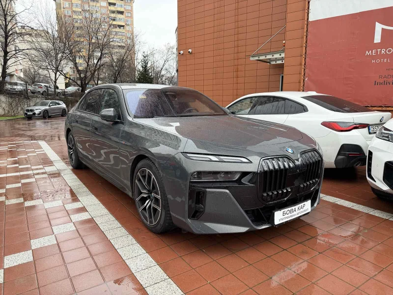 BMW 740 d xDrive, снимка 3 - Автомобили и джипове - 53022991