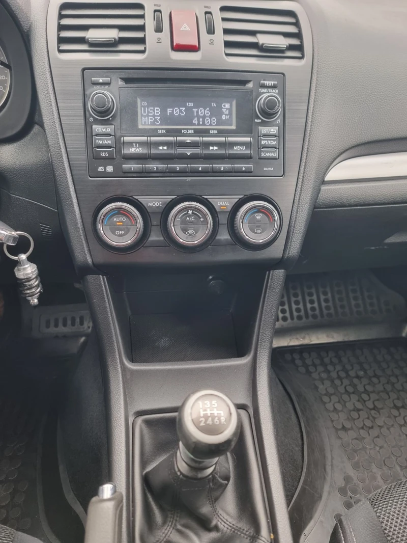 Subaru XV 2.0 16V 4X4 КЛИМАТРОНИК, снимка 11 - Автомобили и джипове - 53417213