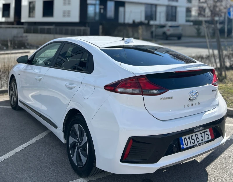Hyundai Ioniq Hybrid* 1.6Kappa* Full led, снимка 8 - Автомобили и джипове - 53453614