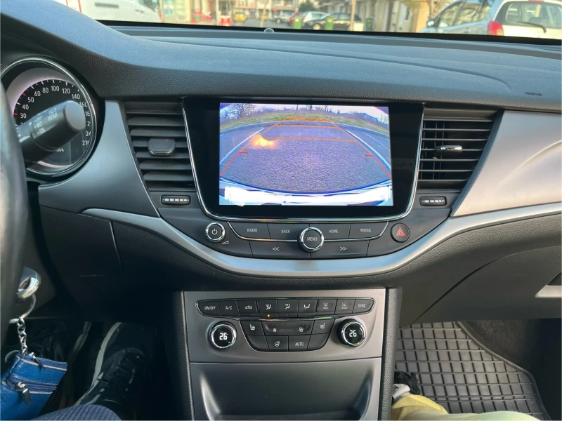 Opel Astra, снимка 13 - Автомобили и джипове - 53476712