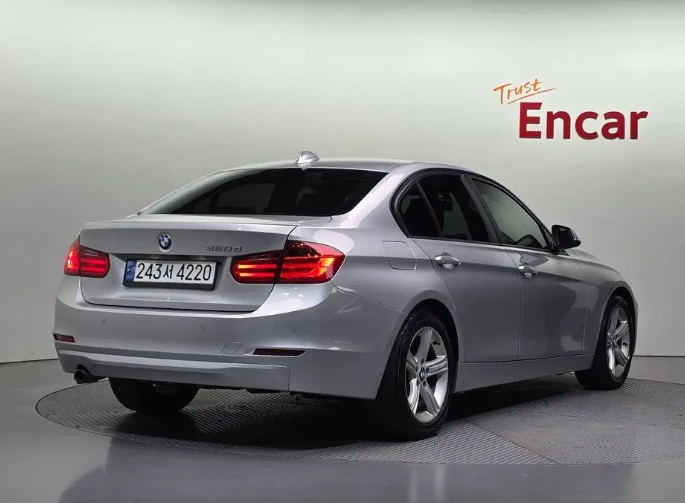 BMW 320  - изображение 2