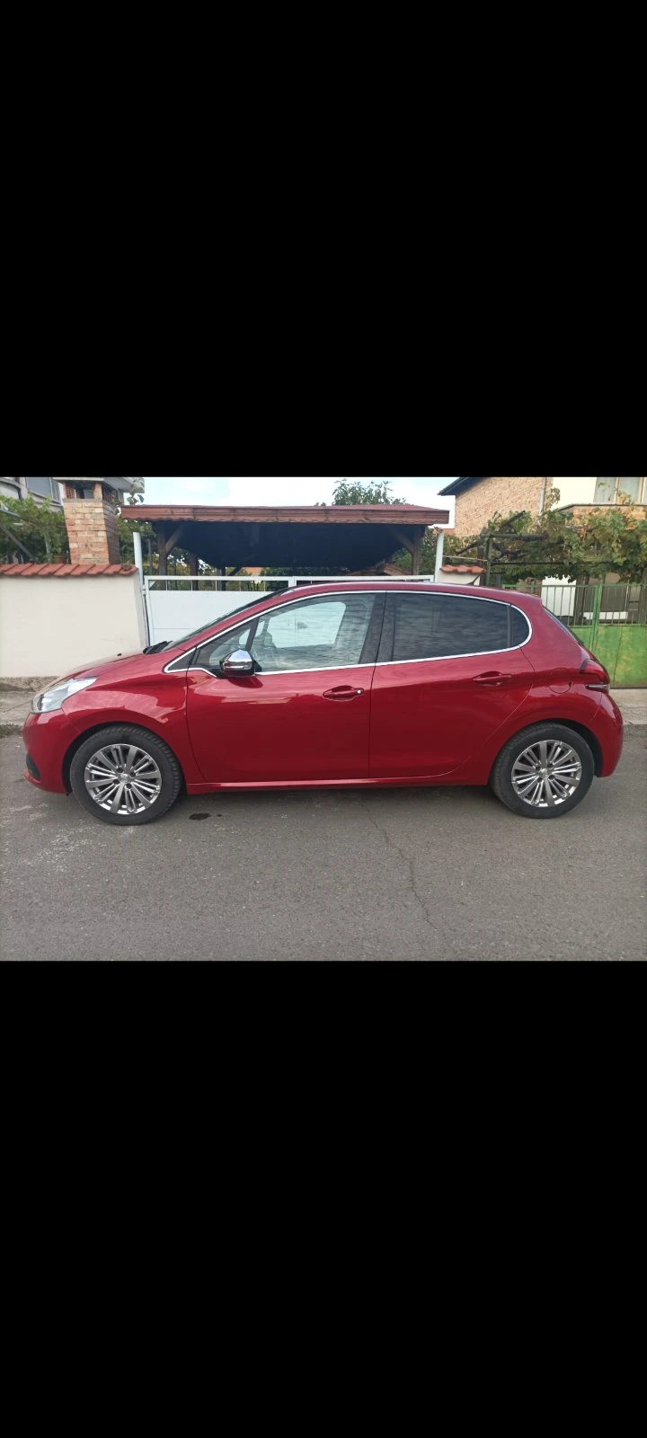 Peugeot 208, снимка 8 - Автомобили и джипове - 56120123
