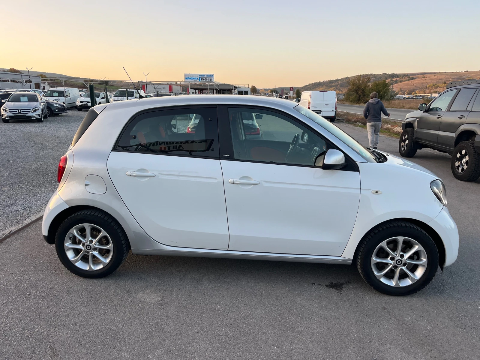 Smart Forfour 1.0 NAVI  - изображение 3