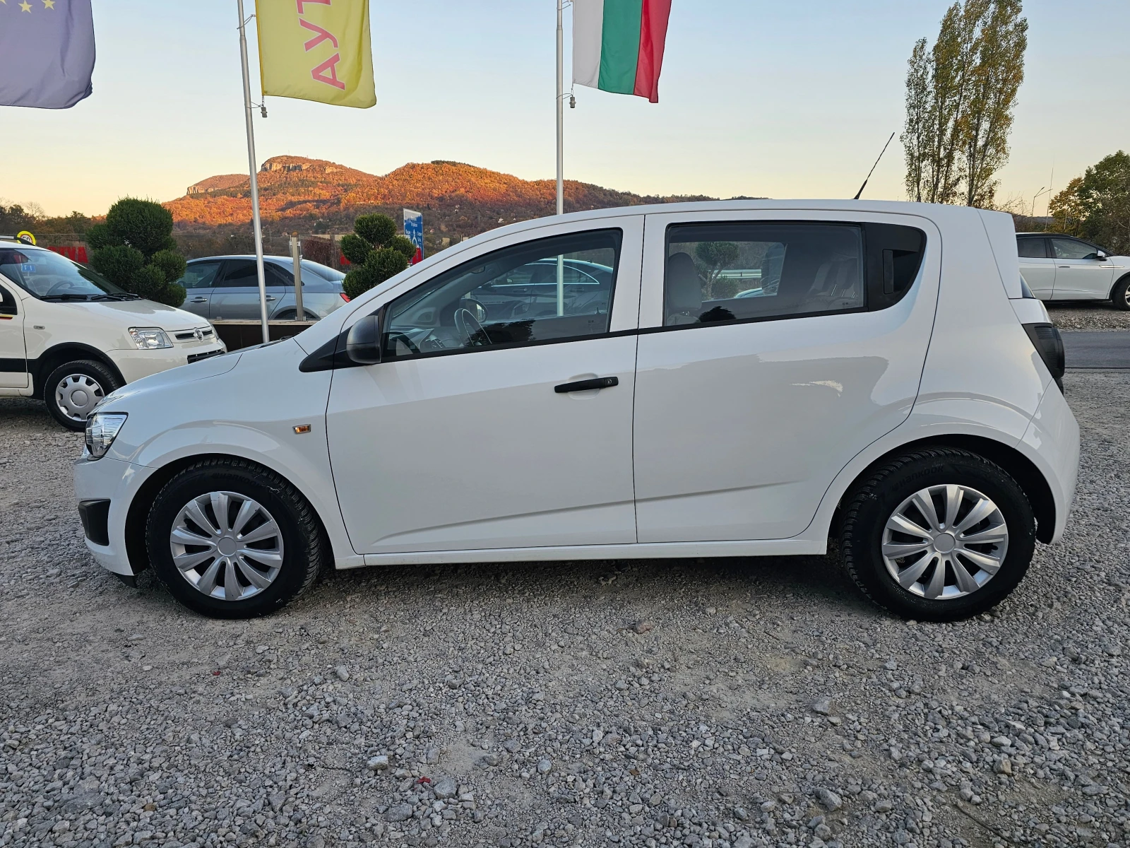 Chevrolet Aveo 1.2 КЛИМАТИК ЕВРО 5b - изображение 2