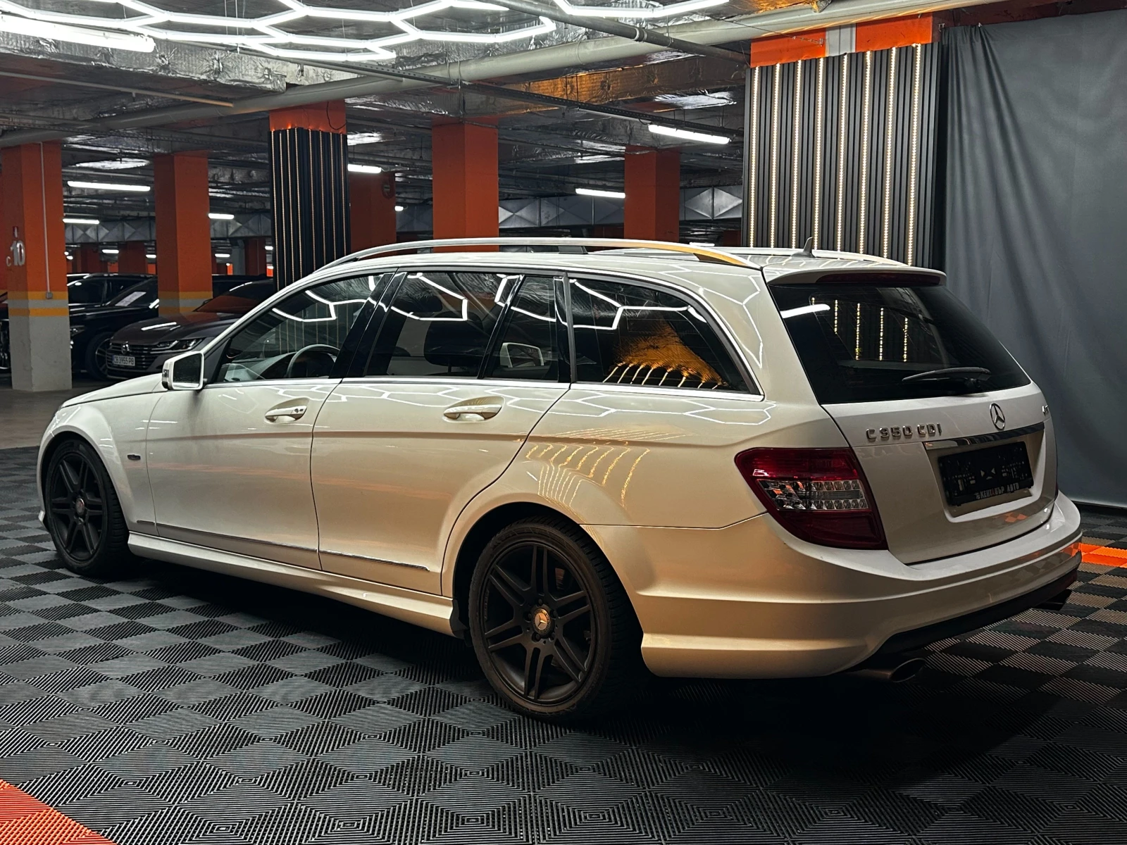 Mercedes-Benz C 350 3.0d 231 к.с. 4matic/ГАРАНЦИЯ 6 МЕСЕЦА, снимка 6 - Автомобили и джипове - 49446631