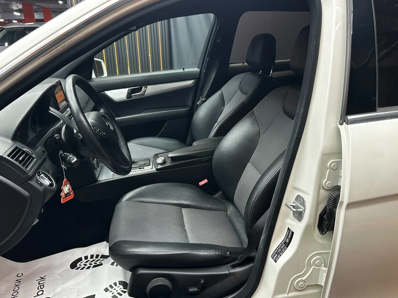 Mercedes-Benz C 350 3.0d 231 к.с. 4matic/ГАРАНЦИЯ 6 МЕСЕЦА, снимка 9 - Автомобили и джипове - 49446631