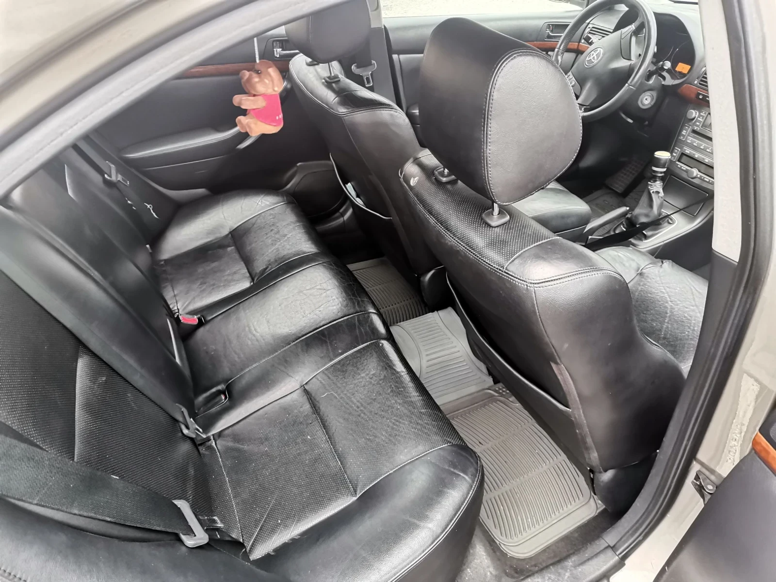 Toyota Avensis 2, 2 D4D - изображение 9