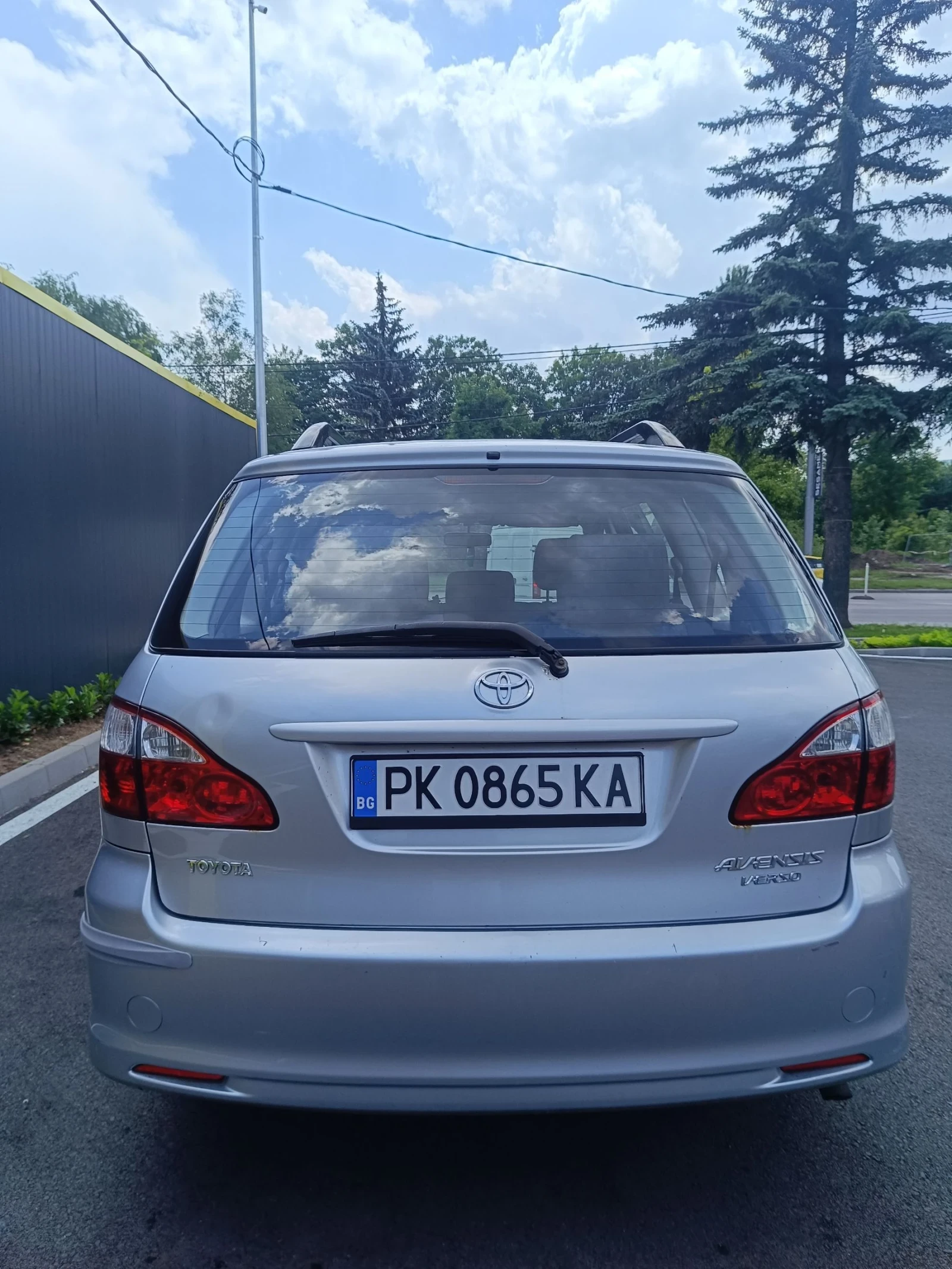 Toyota Avensis verso  - изображение 3