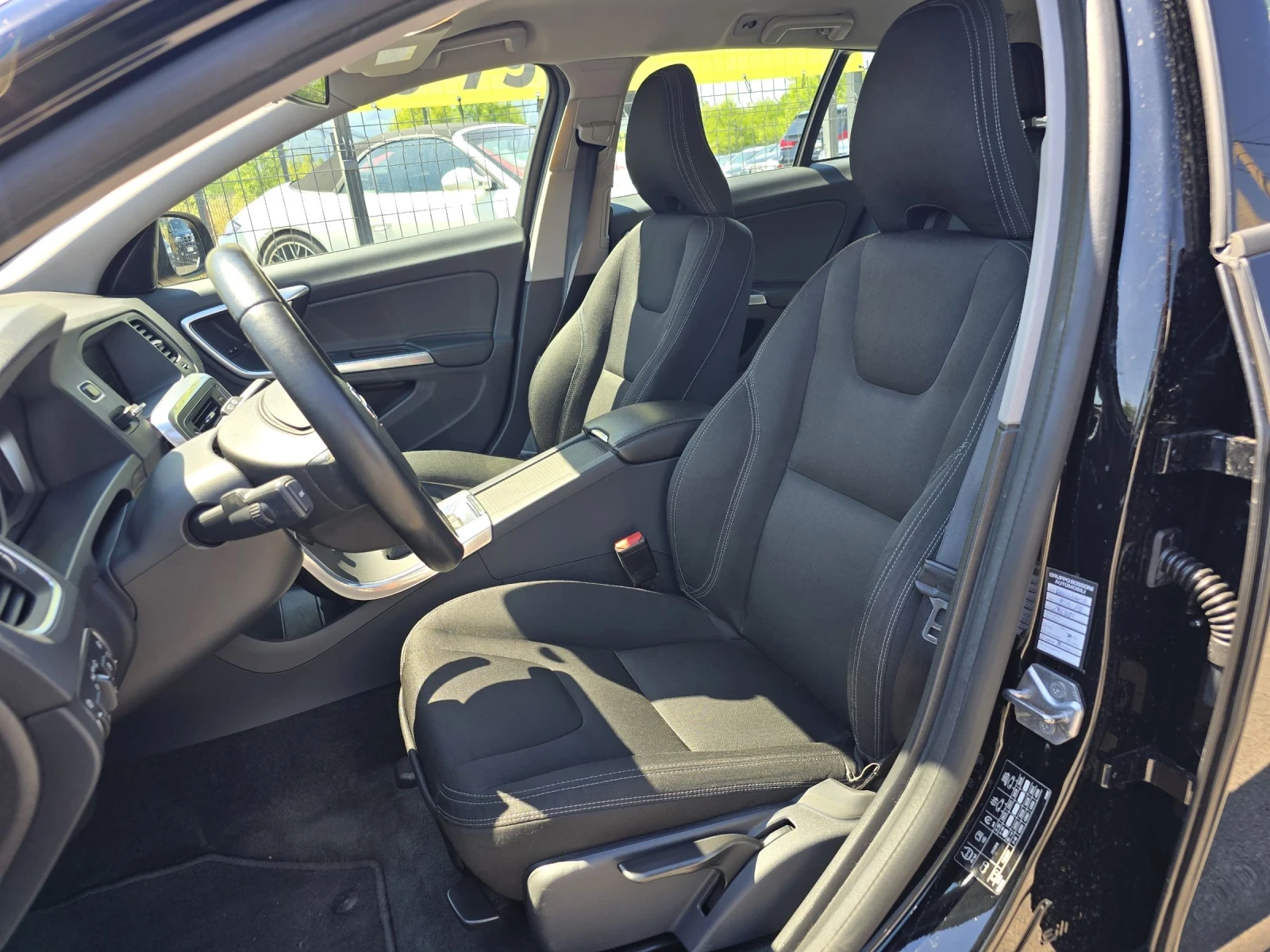 Volvo V60 BUSINESS/AUTO/FACE - изображение 8