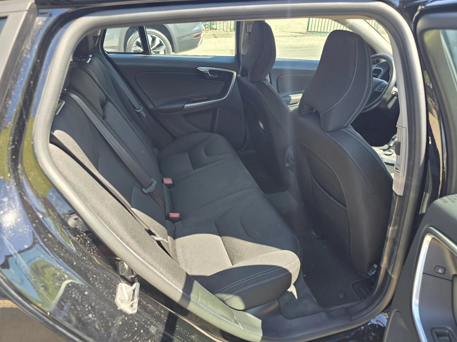 Volvo V60 BUSINESS/AUTO/FACE | Mobile.bg — изображение 11