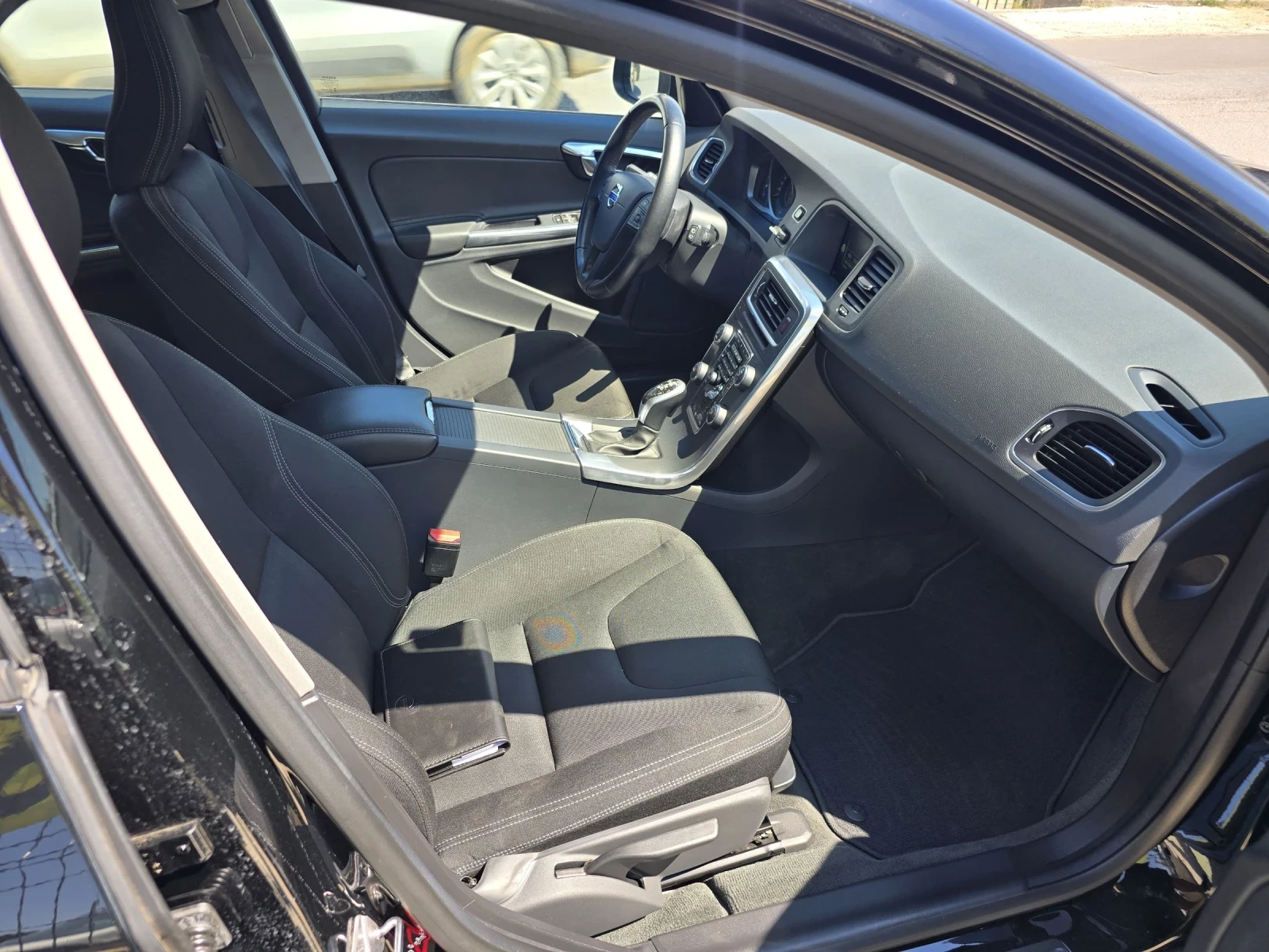 Volvo V60 BUSINESS/AUTO/FACE | Mobile.bg — изображение 12