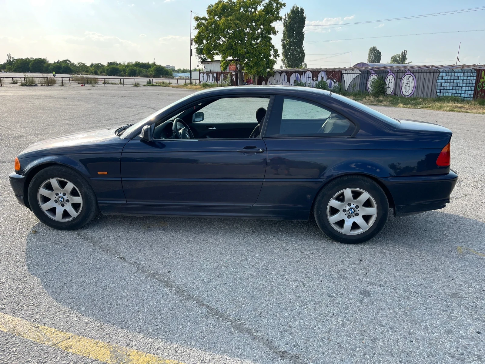 BMW 318  - изображение 2