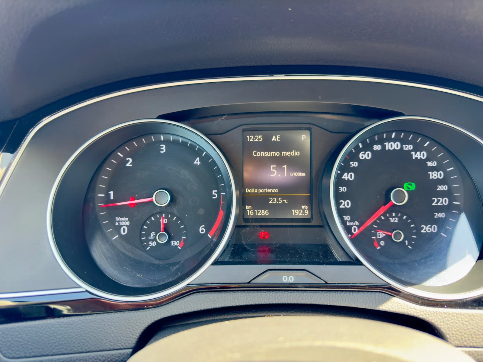 VW Passat B8 Distronic Keyless Highline | Mobile.bg   12