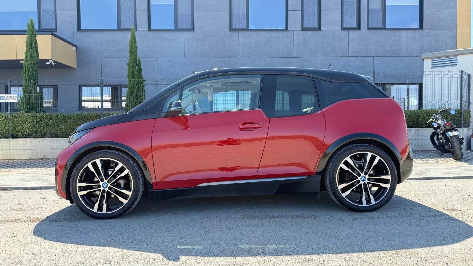 BMW i3 S PANO/Cam/ACC/Carplay/AdaptiveLed - изображение 3