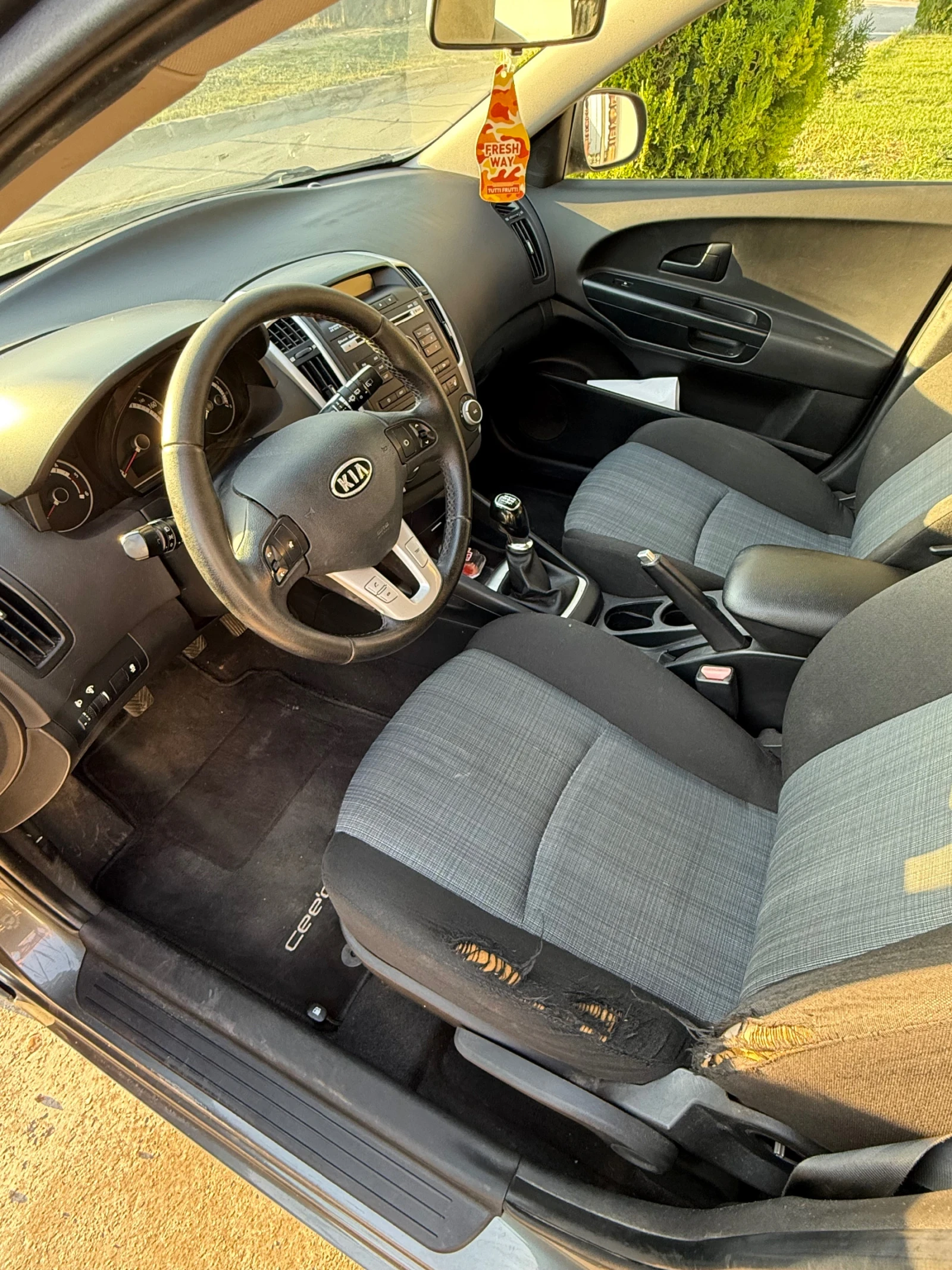 Kia Ceed 1.6 16v дизел - изображение 5