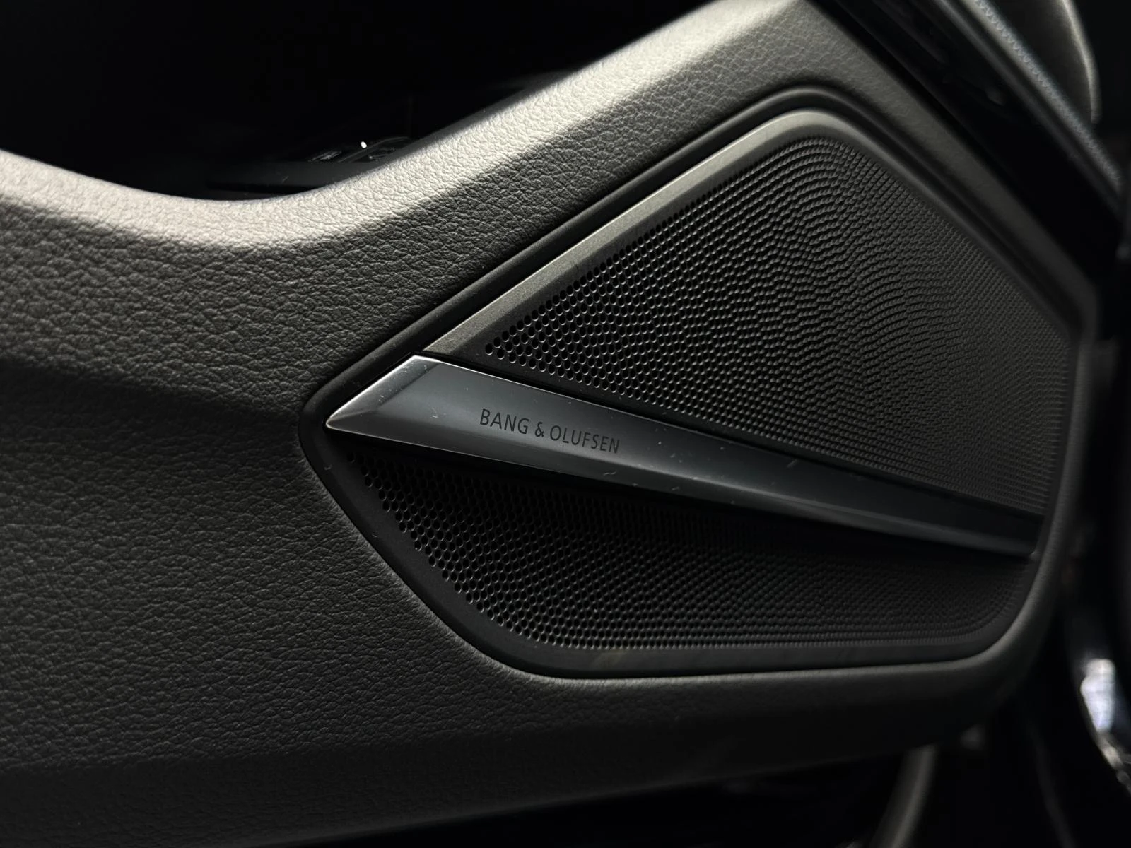 Audi A8 60 TFSI E-tron Exclusive B&O* 3xTV*  | Mobile.bg   15