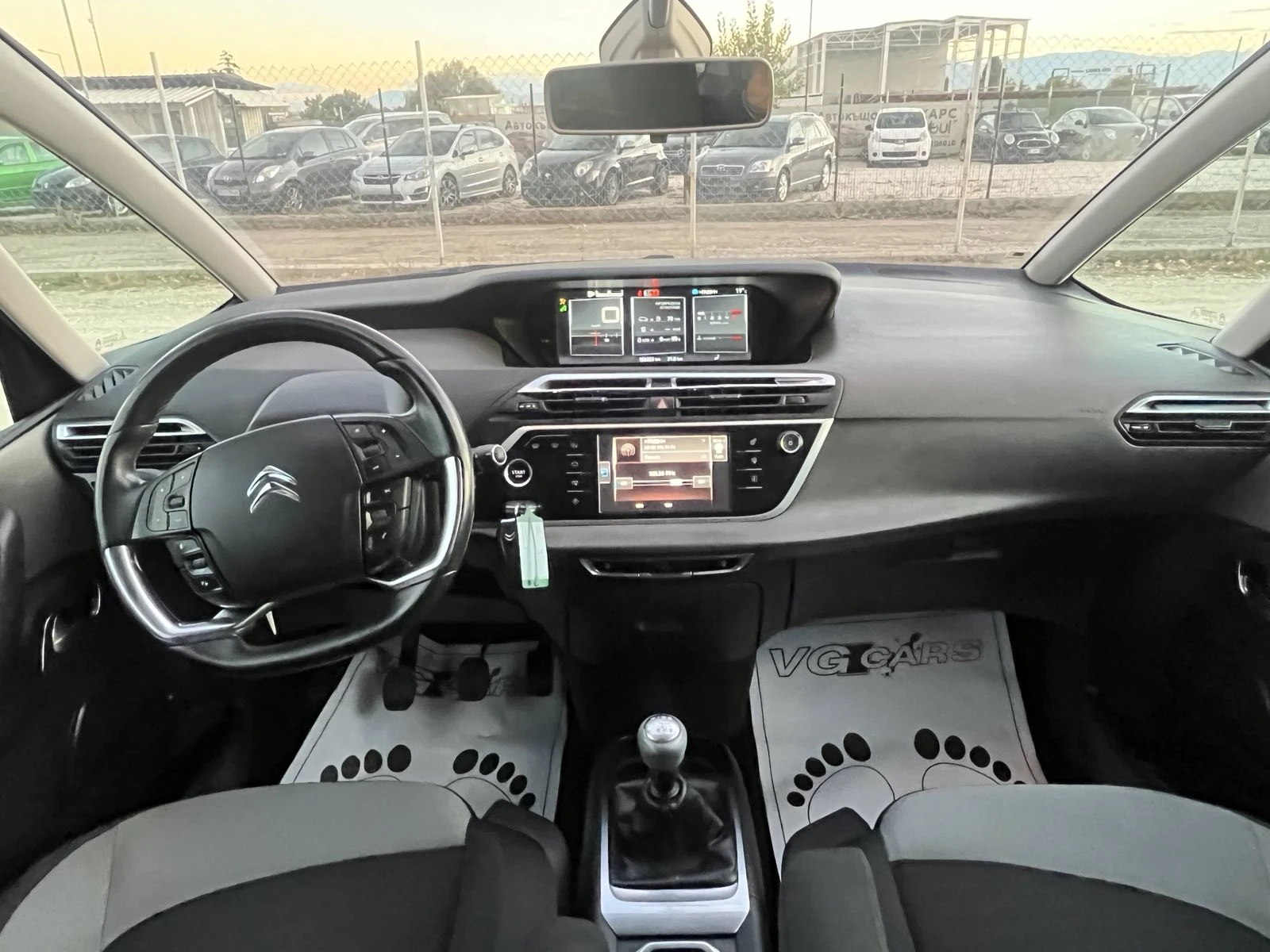 Citroen C4 Picasso | Mobile.bg   9