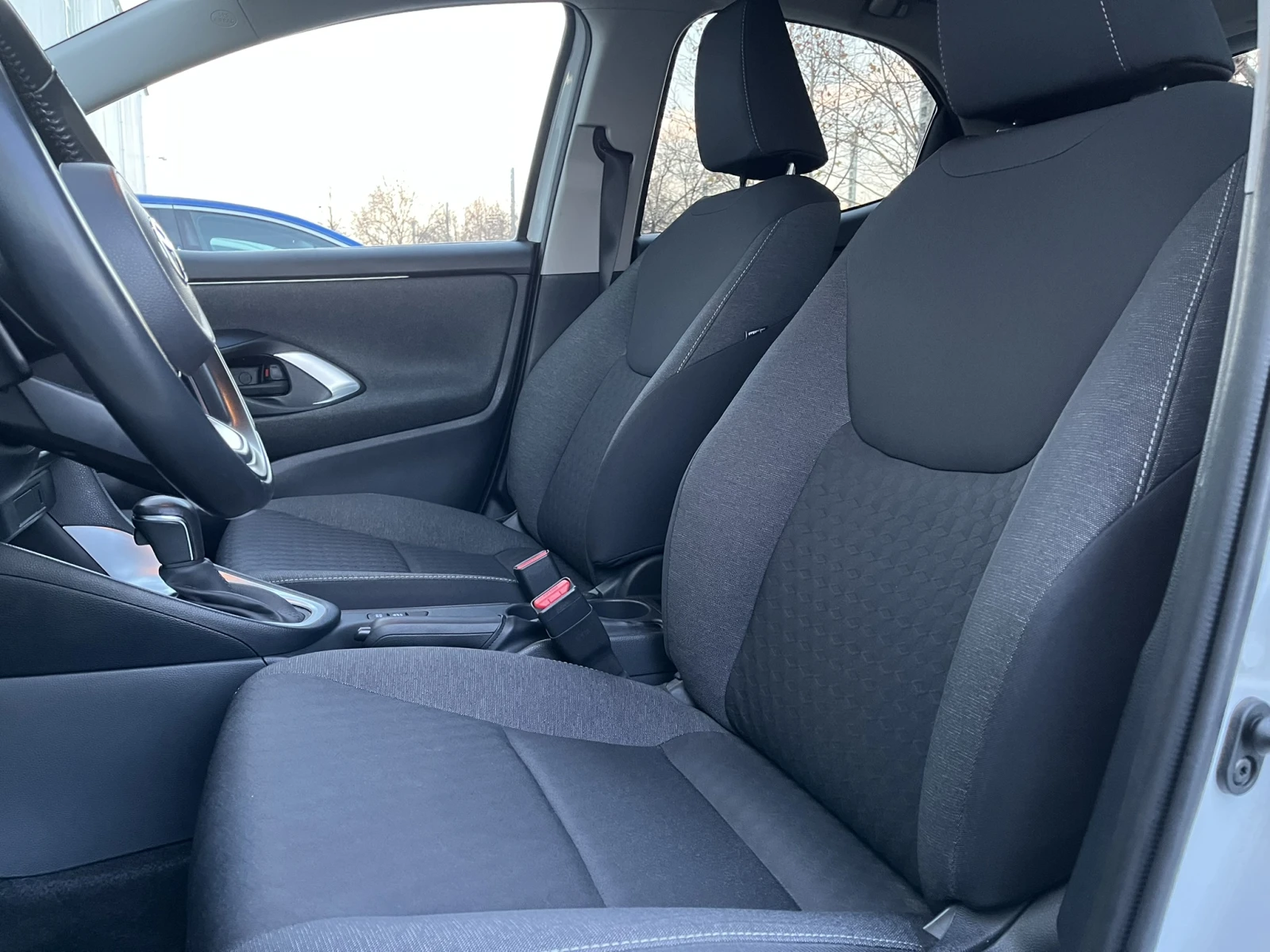 Toyota Yaris 1.5 VVT-i 125 �.� A/T � ��������! 57000 km | Mobile.bg � ����������� 8