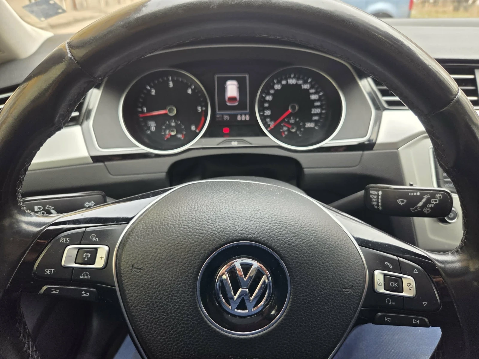 VW Passat B8, снимка 10 - Автомобили и джипове - 55121123