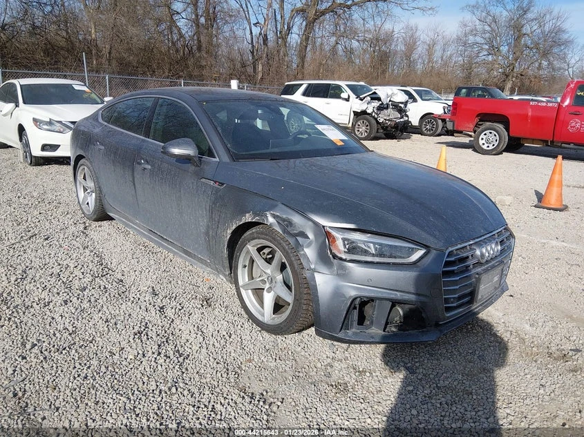 Audi A5 * Premium* , снимка 2 - Автомобили и джипове - 53957120