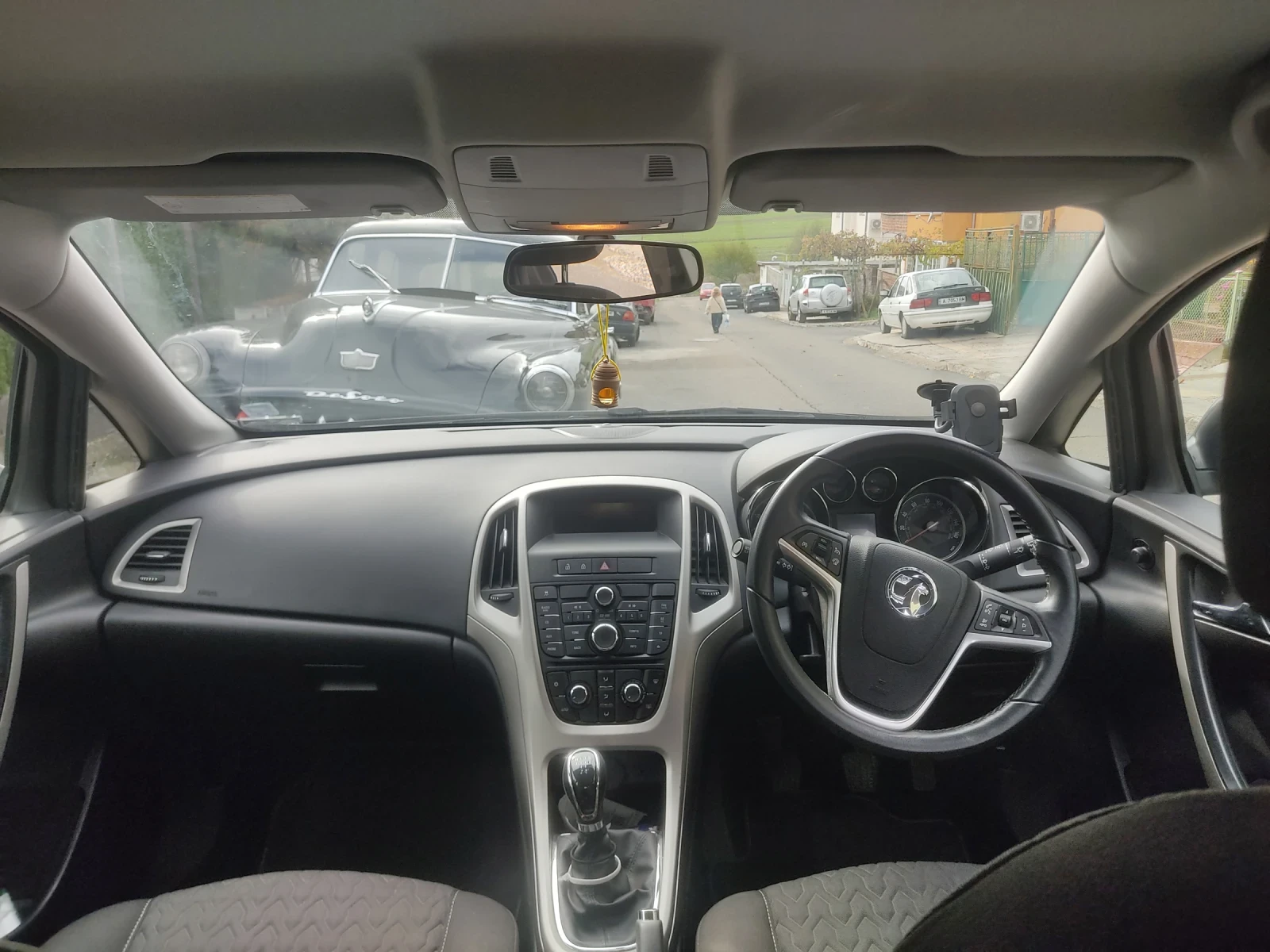 Opel Astra 1.6, снимка 6 - Автомобили и джипове - 53975324