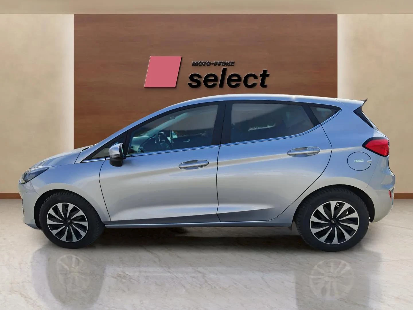 Ford Fiesta 1.0 EcoBoost, снимка 9 - Автомобили и джипове - 54108408