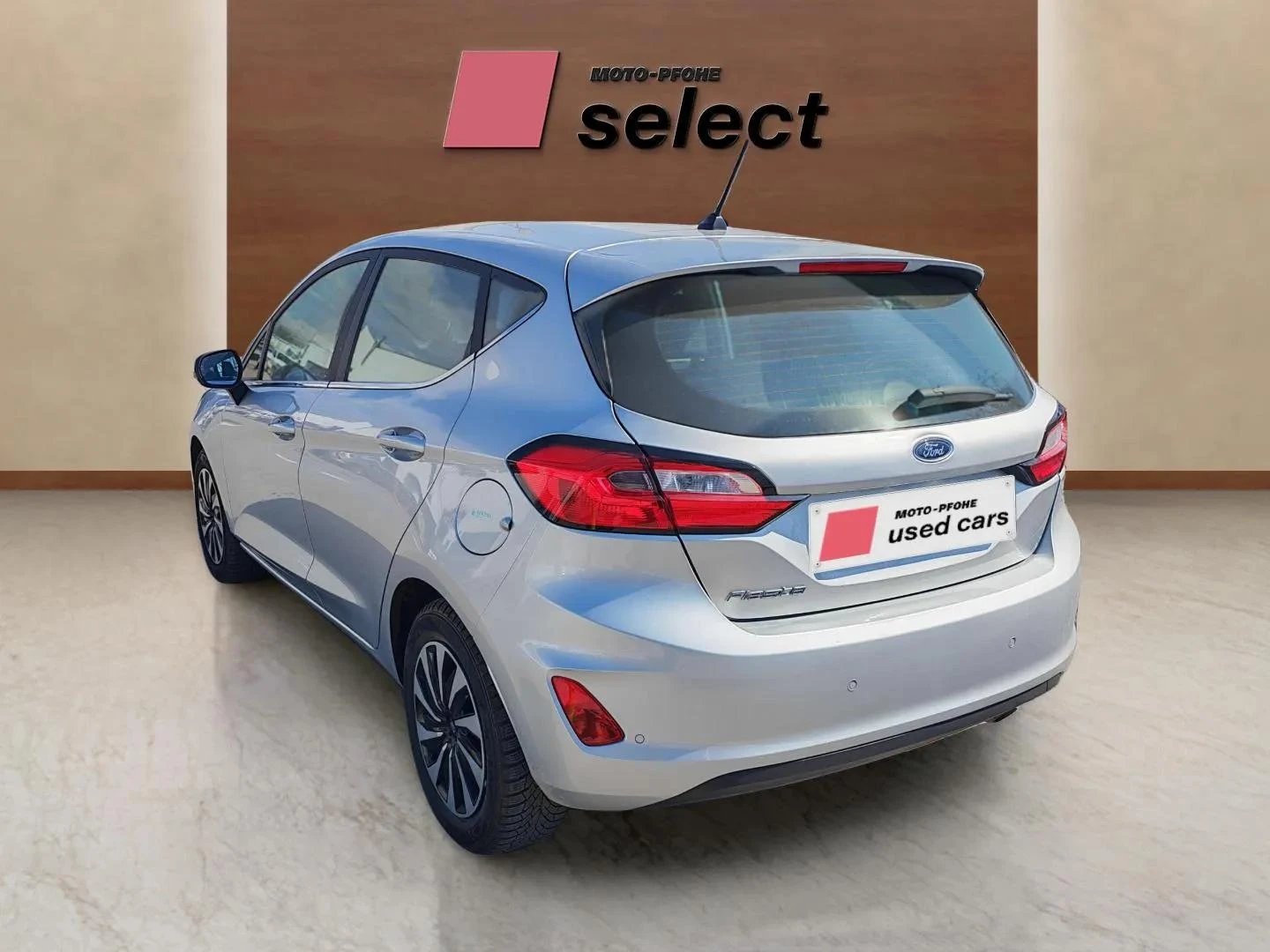 Ford Fiesta 1.0 EcoBoost, снимка 8 - Автомобили и джипове - 54108408