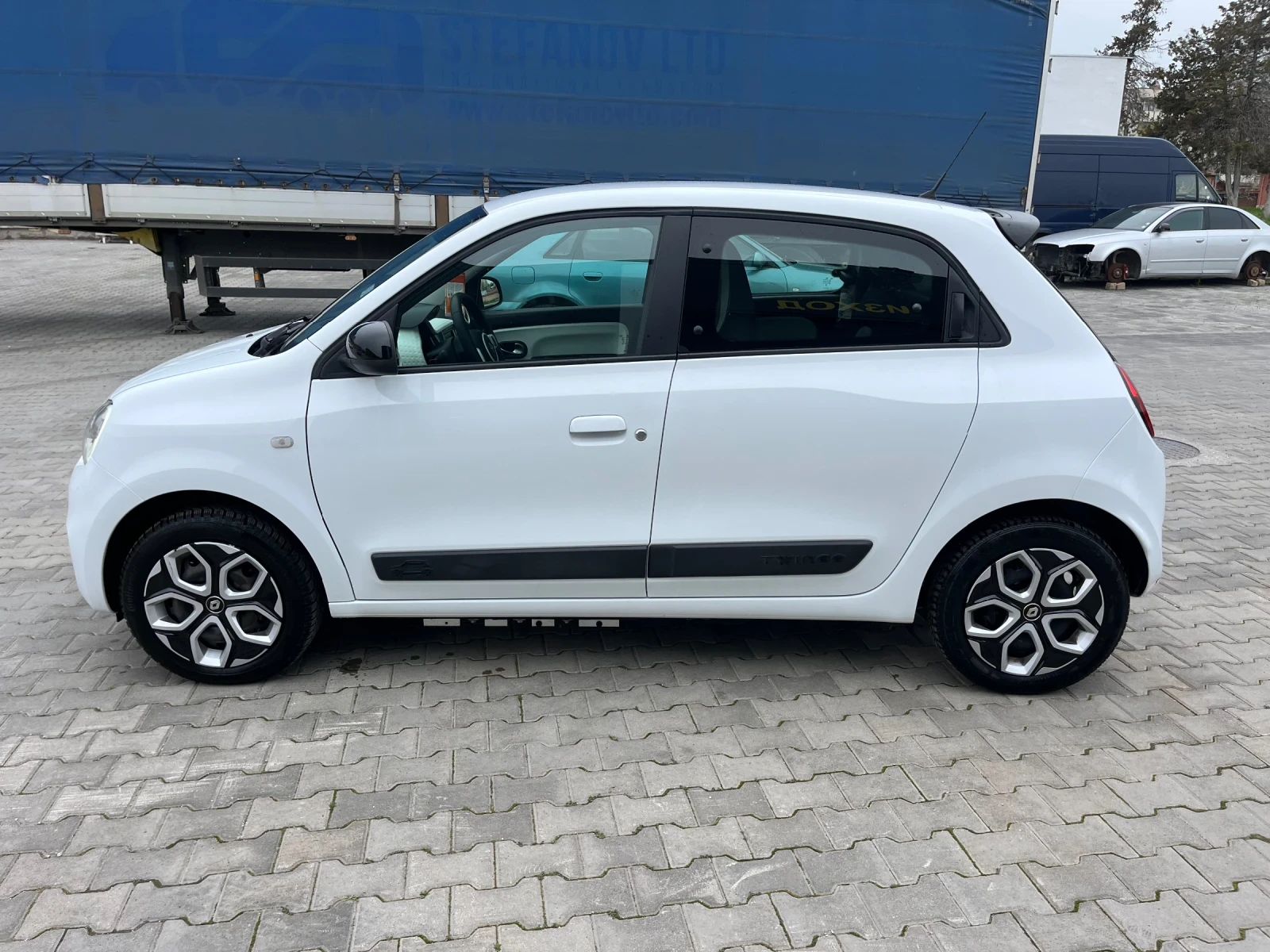 Renault Twingo 38000 км , снимка 2 - Автомобили и джипове - 54255013